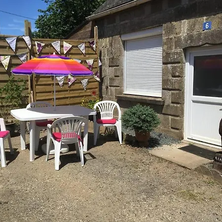 Apartment Detached On The Edge Of Town Plumeliau-Bieuzy